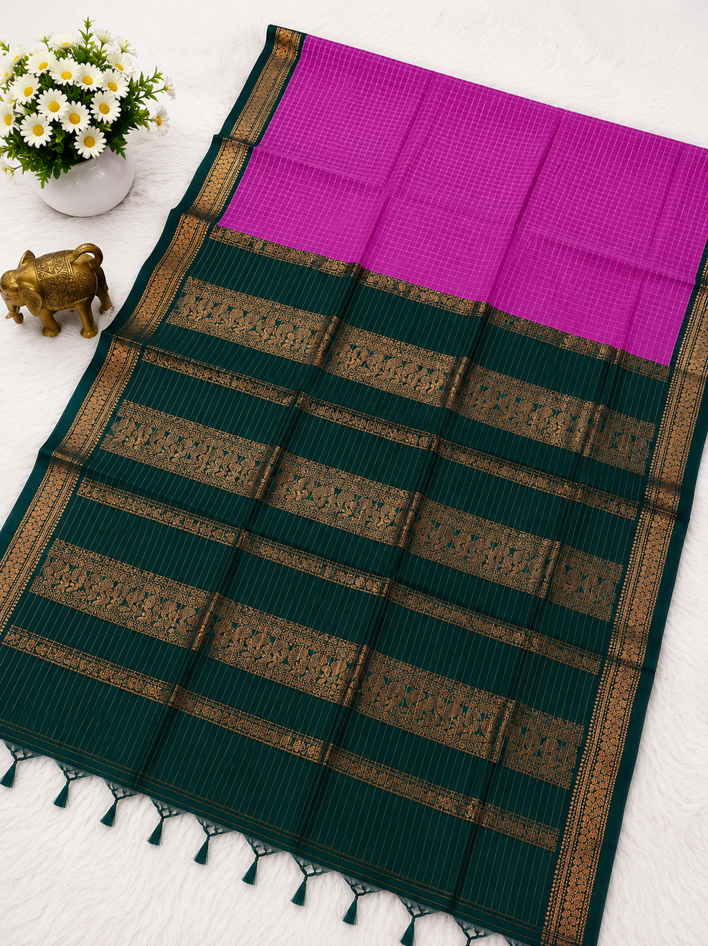 Premium Dark Magenta Checked Kalyani Cotton Saree