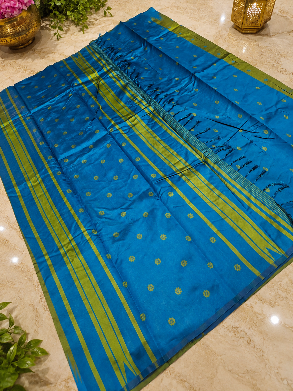 Elegant Green and Blue Kanchi Soft Silk Saree with Woven Flower Buttas