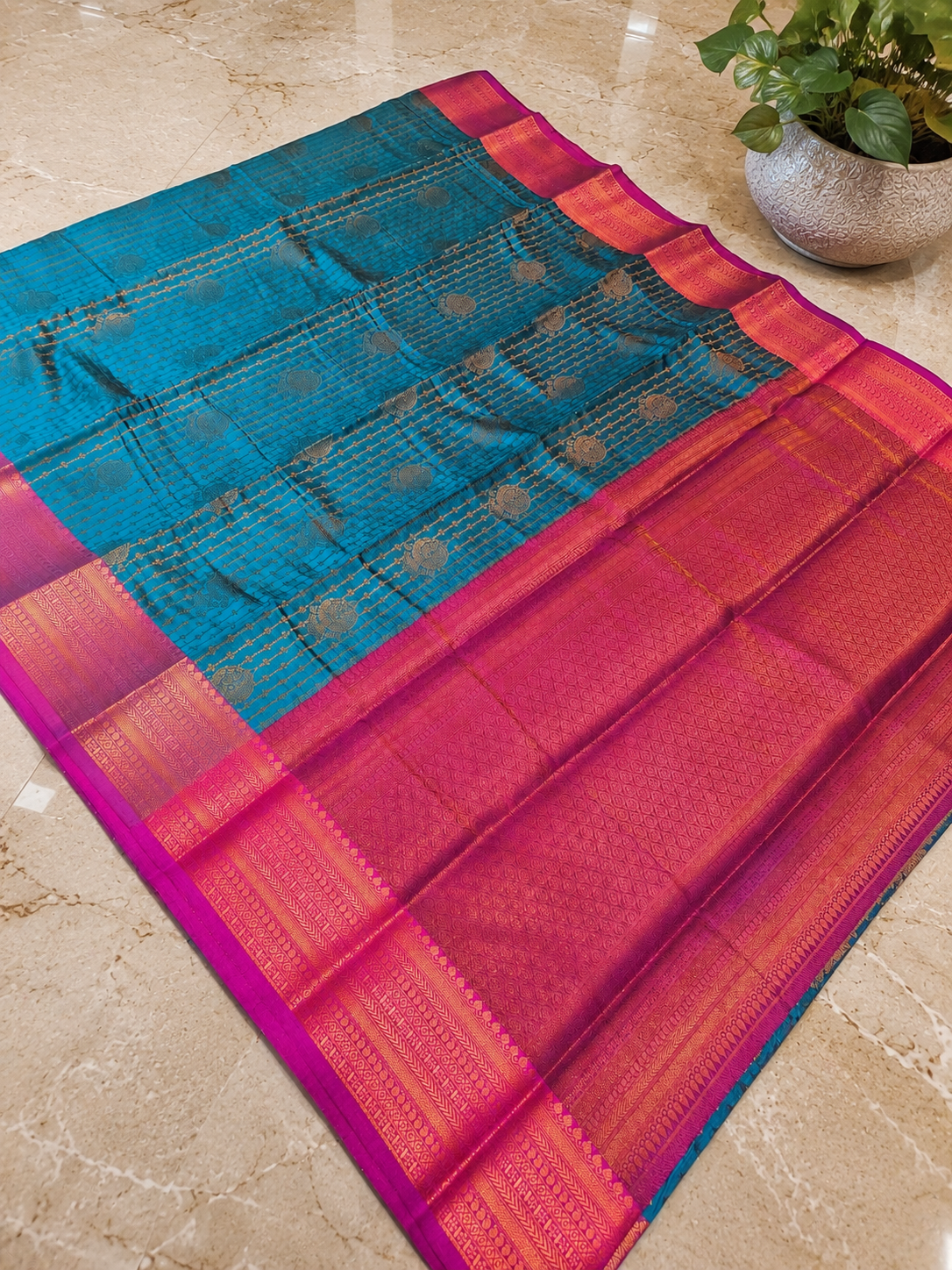 Premium Peacock Blue Vairaoosi Silk Saree