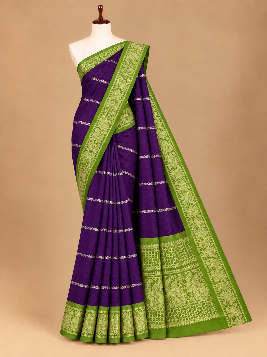 Elegante violette gestreifte Sungudi-Baumwollsari mit Velthari-Muster - SC065