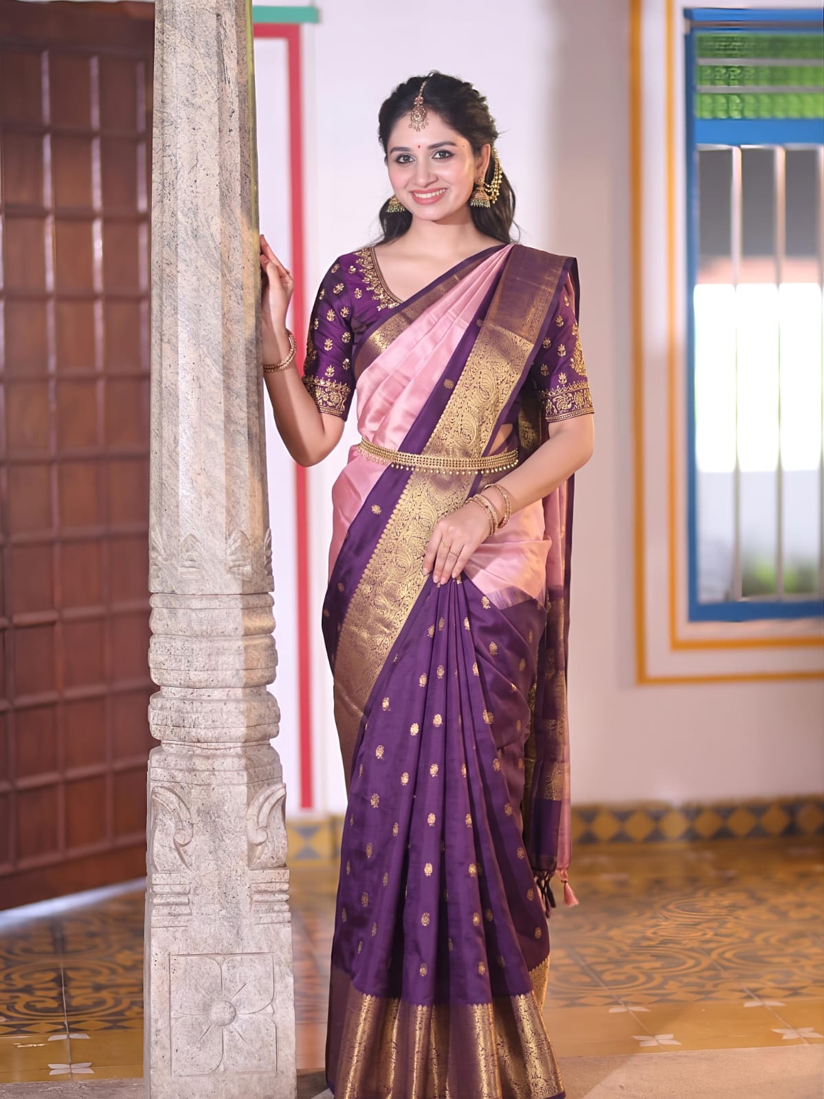 Reine Banarasi Half-and-Half-Saris in Pink und Weinrot