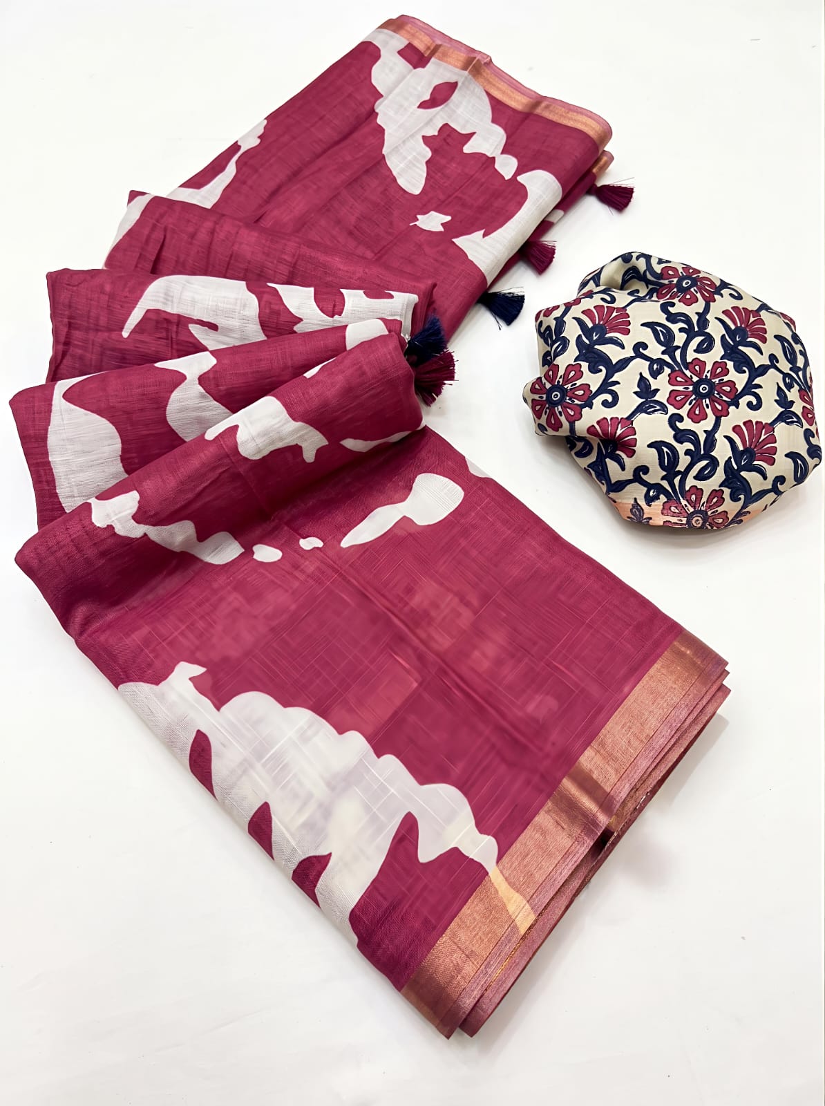 Premium linen metallic cotton saree featuring an intricate geometric medallion pattern.